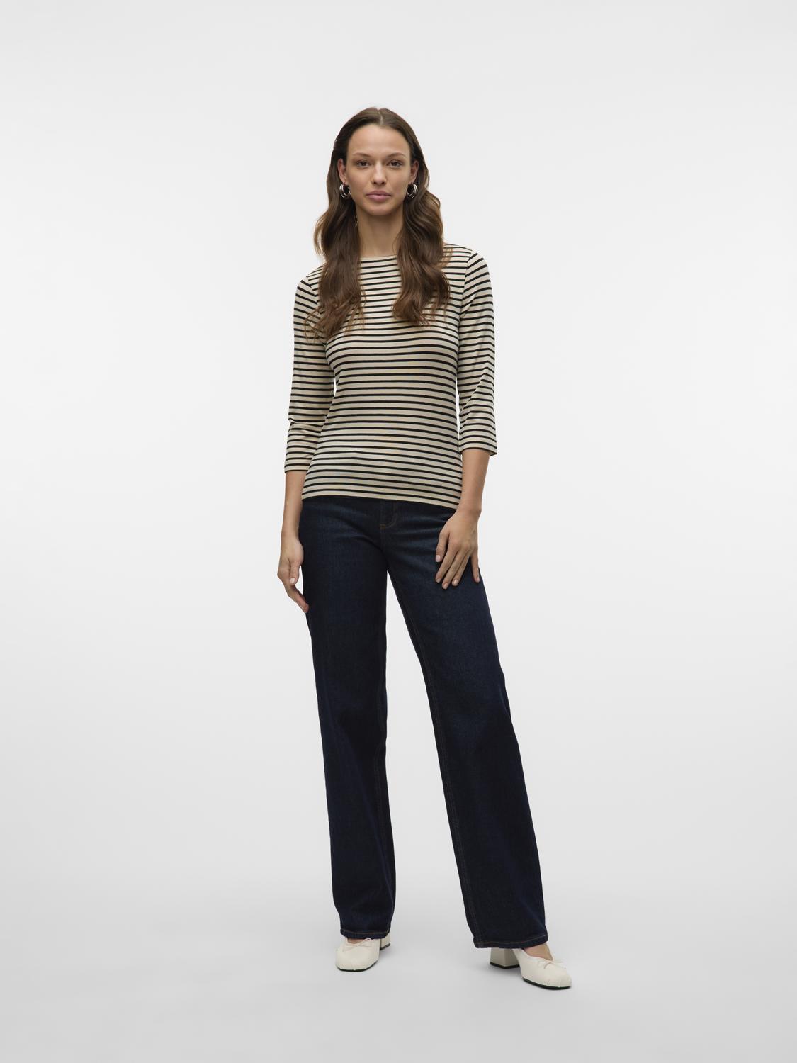 model_shot-front_full